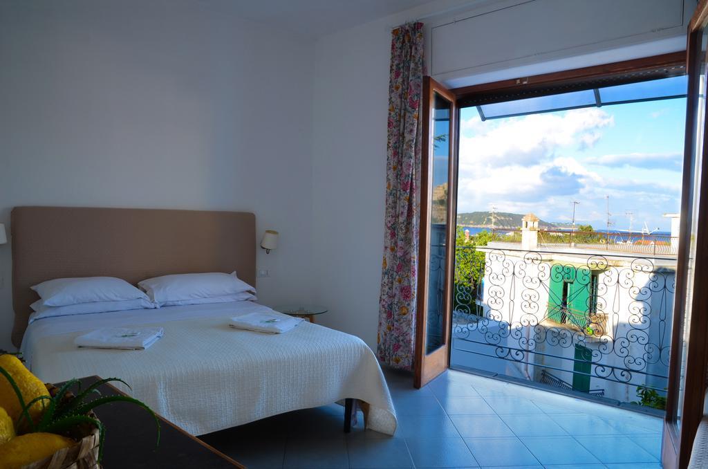 Hotel Europa Іскія Екстер'єр фото